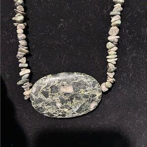 ✨ Vintage Handmade Moss Agate & Quartz Crystal Necklace ✨